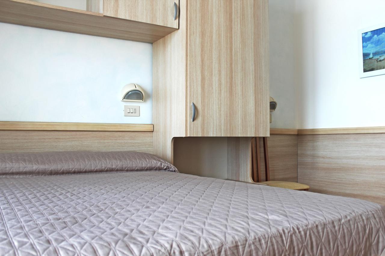 Hotel Lungomare Κατόλικα Εξωτερικό φωτογραφία