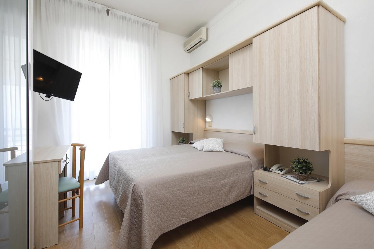 Hotel Lungomare Κατόλικα Εξωτερικό φωτογραφία